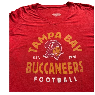 Womens Tampa Bay Buccaneers Red V-Neck Shirt Size 3XL Retro Bucco Bruce Logo - Image 1 of 4