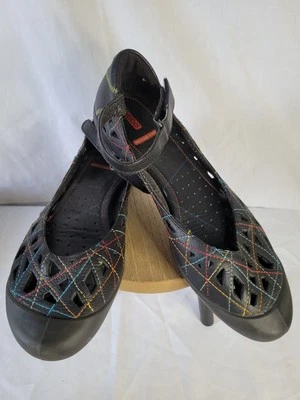 Bailarina de verano Ecco correa plana al tobillo para mujer talla 37 negra costuras multicolores Foto 1 de 4