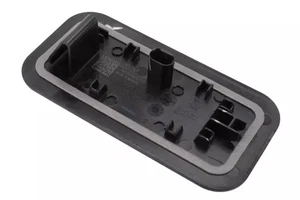Genuine GM Rear Combination Lamp Cover 84413424 - Picture 1 of 4