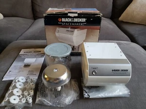 BLACK & DECKER SPACEMAKER MINI FOOD PROCESSOR/GRINDER CG700 - Picture 1 of 23