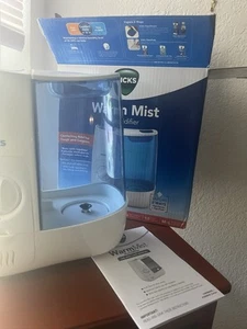 Vicks Warm Mist Humidifier 1.0 Gallon Capacity 24 Hr  Filter Free Open Box NOS - Picture 1 of 11