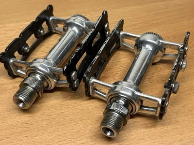 Par de pedales de pista Campagnolo Superleggero, años 70/80, eje de acero para exhibición Foto 1 de 3