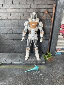 "Figura de acción Marvel Legends Iron Man Starboost Armor Gamerverse Avengers 6""" - Imagen 1 de 6