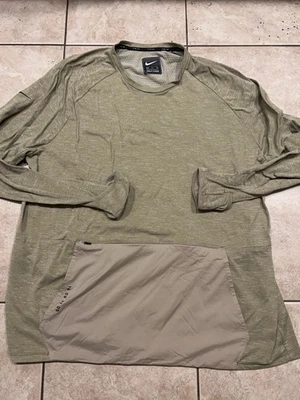 Camisa Nike Para Hombres XXL Therma-Sphere Tech Running Tech Therma Perfomance AR1709-247 Foto 1 de 4