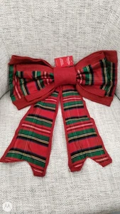 Martha Stewart RED TARTAN PLAID BOW ribbon over red burlap Tree Wreath NEW - Picture 1 of 18