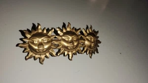 BARRETTA PER CAPELLI GIRASOLE SORRIDENTE OTTONE FRANCESE VINTAGE MADE IN FRANCE - Foto 1 di 5