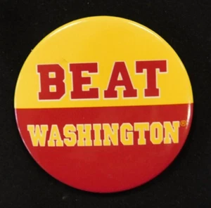 USC Trojans Beat Washington 2" Souvenir Button University Of Southern California - Picture 1 of 2