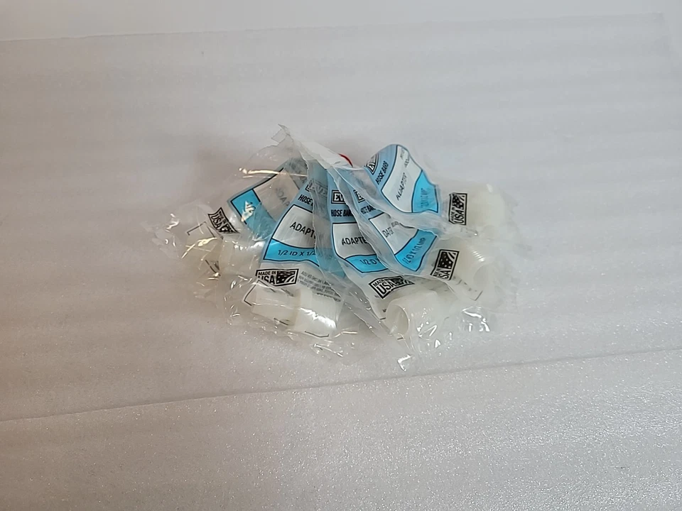 5PK  Everbilt 1/2 in. Barb x 1/2 in. MIP Nylon Hose Barb Adapter Connectors - Image 1 of 4