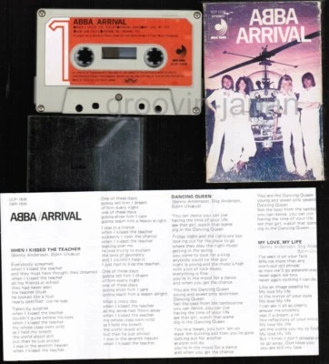 ABBA Arrival JAPAN CASSETTE DCP-1506 w/ SLIP CASE (Different artwork) +INSERT  - Image 1 of 4