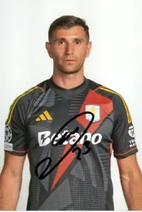 ASTON VILLA & ARGENTINA: EMI MARTINEZ SIGNED 6x4 2024/2025 PORTRAIT PHOTO+COA - Picture 1 of 1