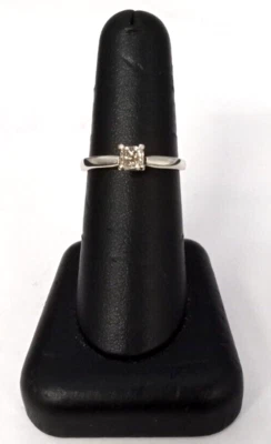 (MA2) Ladies 14k White Gold 2.1g Princess-cut Diamond .40TCW Solitaire Ring 8.25 - Image 1 of 4
