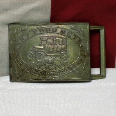 FORD MOTOR COMPANY de colección hebilla de cinturón de latón modelo T automóviles Detroit años 70 Foto 1 de 2