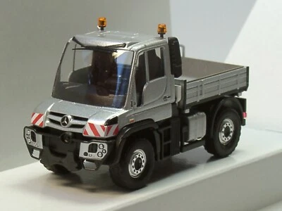Busch Mercedes Unimog U 430 Einsatzfahrzeug, silber - 50917 - 1:87 - Bild 1 von 4