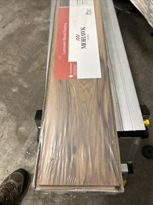 Mohawk Mayfield Hickory Laminate Flooring, 18.14 Sf/box — 第 1/4 张图片