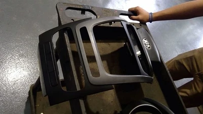 SORENTO   2014 Dash Bezel 1307428 - Изображение 1 из 4