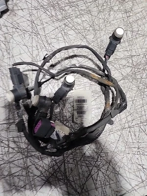 Arnés de cableado sensor estacionamiento delantero Cadillac SRX 2010 25883153 con 4 sensores  Foto 1 de 4