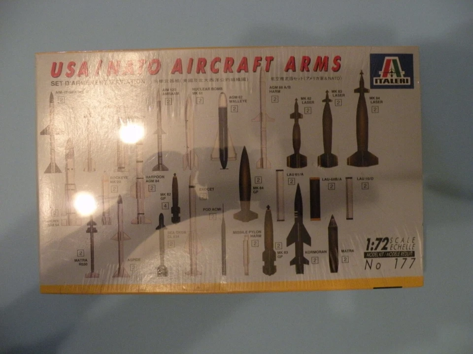 ITALERI 177 USA/NATO AIRCRAFT ARMS NUOVO/NEW/BLISTERATO/SIGILLATO SU SPRUE - Immagine 1 di 1