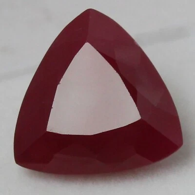 Natural 15.90 Ct Certified Madagascar Deep Blood Red Ruby Stunning AAA+ Gemstone - Image 1 of 4