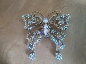 Butler & Wilson große goldfarbene & Strass Schmetterling Brosche - Top Zustand - Bild 1 von 2