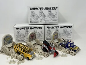 Set 3 VTG 90s MATCHBOX HAUNTED HAULERS DRAC BIKE, GHOUL BUS & NECK WRECKER - Picture 1 of 15
