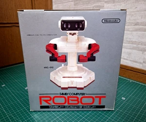 NUEVO Nintendo Robot HVC-012 Family Computer Unit Japón *GRAN CAJA - 100% NUEVO* 2 - Imagen 1 de 2