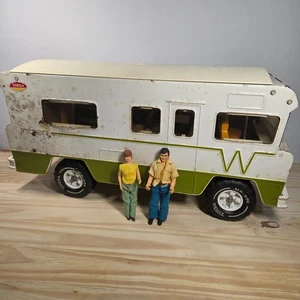 Tonka Metal Indian Winnebago RV Camper & 2 Figures Vintage Antique - Picture 1 of 13