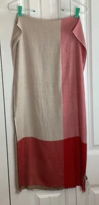 Bufanda rectangular con flecos 100 % rayón Chico's para mujer roja/beige a cuadros 72" x 19" Foto 1 de 4