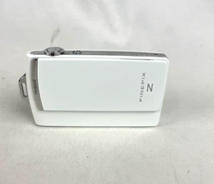 【Fast neuwertig】 FUJIFILM FinePix Z110 kompakte Digitalkamera aus Japan - Bild 1 von 11