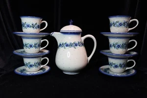 BOLESLOWIEC HANDGEFERTIGTE POLNISCHE KERAMIK BLAUE BLUMEN PUNKTE KAFFEEKANNE TASSEN & UNTERTASSEN - Bild 1 von 13