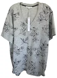 Blusa floral para mujer Jane & Delancey cuello en V manga corta talla grande gris - Imagen 1 de 8