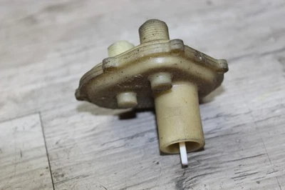 Ski-doo Summit 800 Highmark 2000 velocímetro ángulo de engranaje de transmisión Speedo Foto 1 de 4