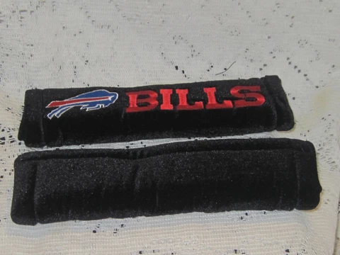 BUFFALO BILLS BLACK RED EMBROIDERED  SEAT BELT PADS 9" X 2" NEW CHARGING BUFFALO Cover