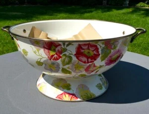 MACKENZIE CHILDS MORNING GLORY ENAMEL 13" ROUND HANDLED BOWL MINT NEW RETIRED - Picture 1 of 12