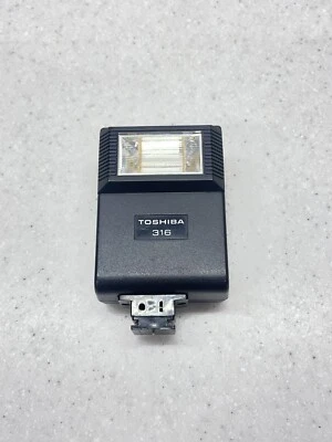 Flash SLR con pie de zapata Toshiba 316 sin probar Foto 1 de 4