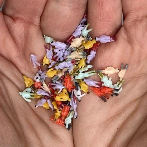 100 pcs Z-Scale Plastic 1:200 Painted People 20+ Year US Seller Fast Ship - Picture 1 of 7