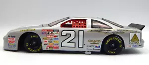 1:24 ACTION Michael Waltrip #21 Star Trek First Contact NASCAR DIECAST - RTC2142 - Picture 1 of 8
