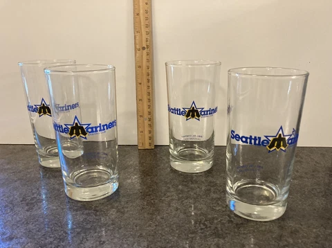 Vintage Seattle Mariners Team,  Set Of 4 Glasses. Shell Oil Company, 5 1/2” Tall Cover