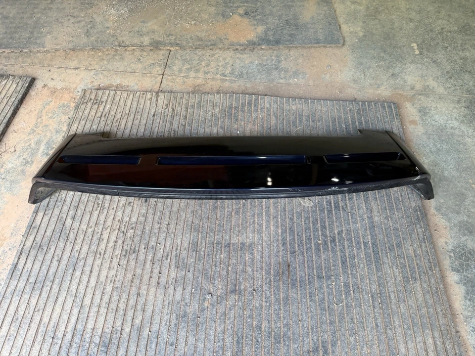 ALERÓN PUERTA LEVADIZA LAND ROVER DISCOVERY 2017-2019 2020 2021 2022 2023 azul Foto 1 de 3