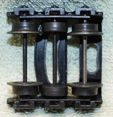 Original Lionel 671-93 Turbine Cast Front Truck Complete - Image 1 of 3