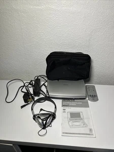 HITACHI PDV313 Portable DVD Player With Manual Bag & Power Cable *No Battery* - Picture 1 of 11