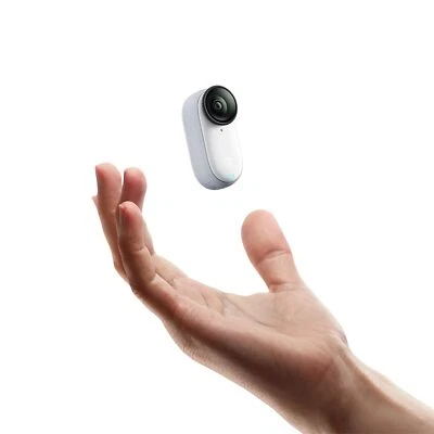 Insta360 CINSAATA_GO3S06 Camera GO 3S Standard Edition Arctic White 64G Retail - Image 1 of 4