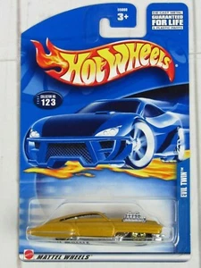 Hot Wheels 2002 #123 Evil Twin Gold - Imagen 1 de 5