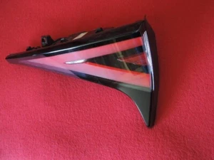 2024 KIA SPORTAGE Used OEM Original Rear Hatch RIGHT Side TAILLIGHT - Foto 1 di 18