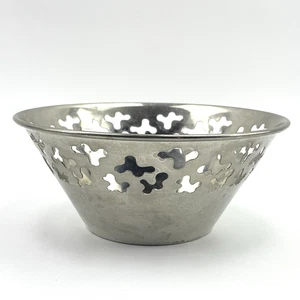 VTG Obstschale Metall Ø21 cm | Durchbruchmuster Kleeblatt | Deko Retro Schale - Picture 1 of 7