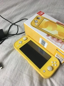 nintendo switch lite gelb - Bild 1 von 5