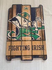 Notre Dame Fighting Irish NCAA 17" x 11" Wood Decorative Indoor Sign Wincraft