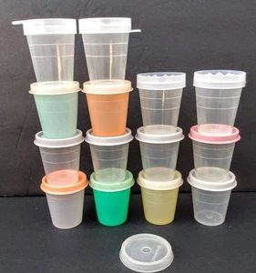 Tupperware Set Of 14 Vintage Mini Midget 2oz Storage Comtainers With Lids  - Bild 1 von 6