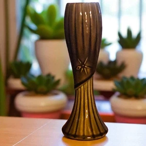 The Real McCoy Co. MCM Vase Greenish Pottery 2005 Made In U.S.A. - Picture 1 of 23
