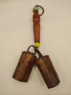 Campanas de ganado primitivas forjadas a mano/hechas a mano  Foto 1 de 4