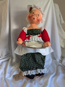 Annalee Mrs Santa Serving Christmas 19" doll NOS hand painted face 1997 - Picture 1 of 10